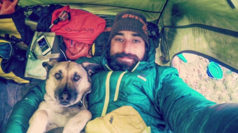 Campings en Gijón para mascotas: ¡Vive tus vacaciones con tu mejor amigo!